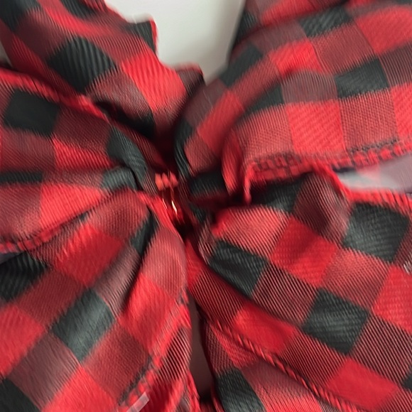 Red Black Buffalo Plaid Bow with Ribbon Streamers NWT Decor Bow - Picture 4 of 7